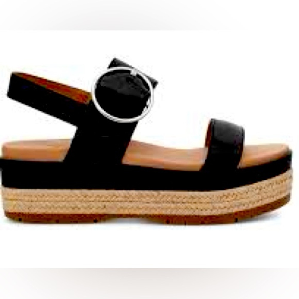 UGG April Leather Platform Sandal
